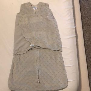 HALO Sleepsack Swaddle, Velboa, Silver Plush Dots